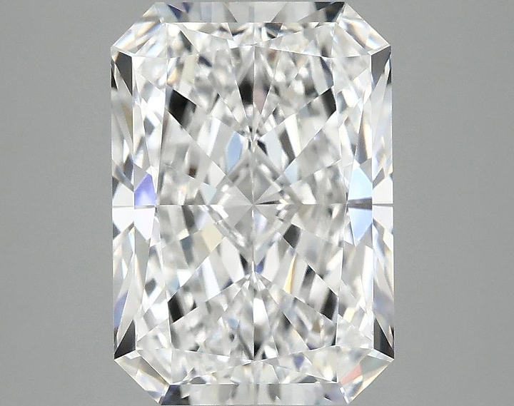 3.93 Carat Radiant Shaped Ideal Cut VVS2 IGI Certified Lab Grown Diamond