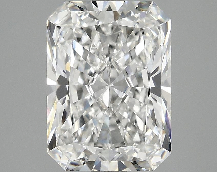 3.06 Carat Radiant Shaped Excellent Cut VVS2 IGI Certified Lab Grown Diamond