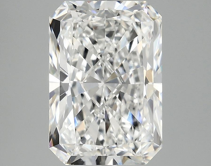 3.08 Carat Radiant Shaped Ideal Cut VVS2 IGI Certified Lab Grown Diamond