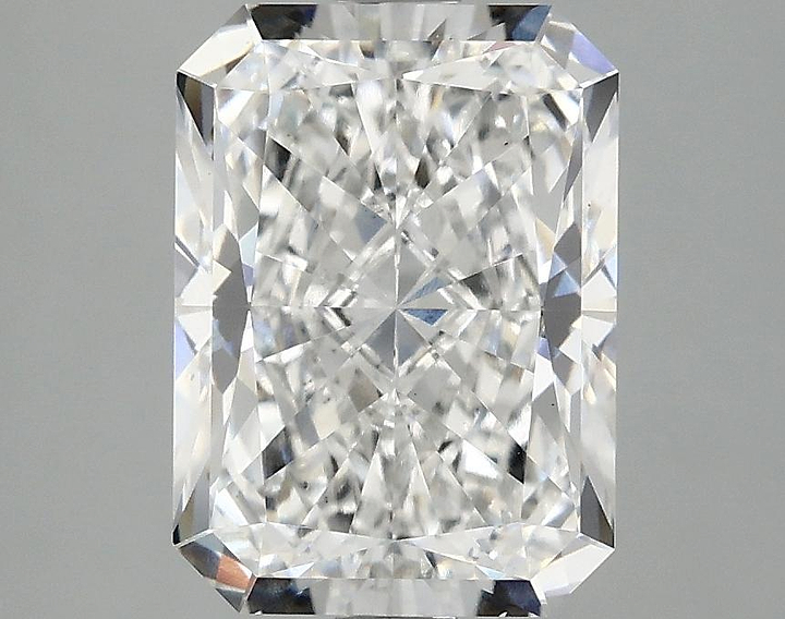 3.04 Carat Radiant Shaped Excellent Cut VS1 IGI Certified Lab Grown Diamond