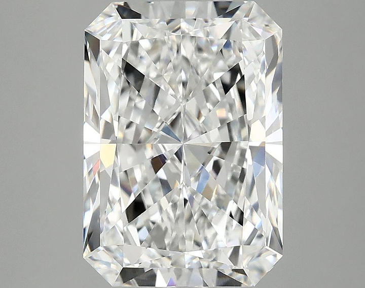 4.04 Carat Radiant Shaped Ideal Cut VVS2 IGI Certified Lab Grown Diamond