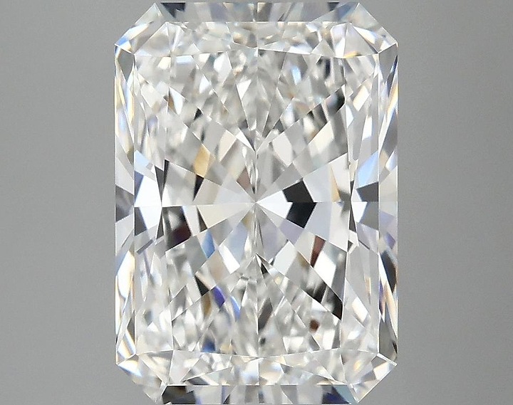 4.0 Carat Radiant Shaped Ideal Cut VVS2 IGI Certified Lab Grown Diamond