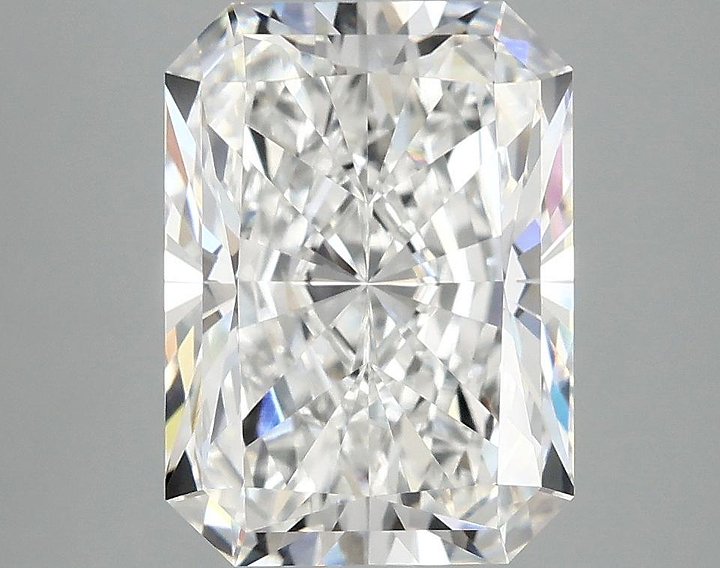 4.02 Carat Radiant Shaped Excellent Cut VVS2 IGI Certified Lab Grown Diamond