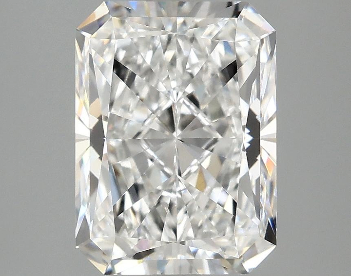3.01 Carat Radiant Shaped Excellent Cut VS1 IGI Certified Lab Grown Diamond