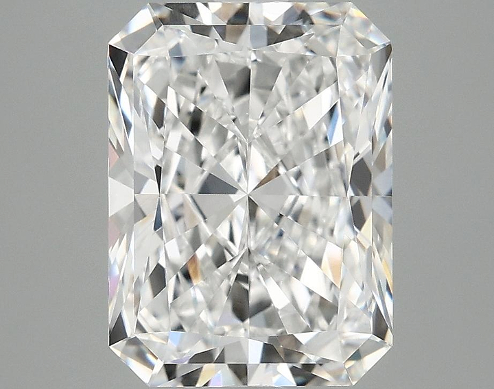3.88 Carat Radiant Shaped Excellent Cut VVS2 IGI Certified Lab Grown Diamond