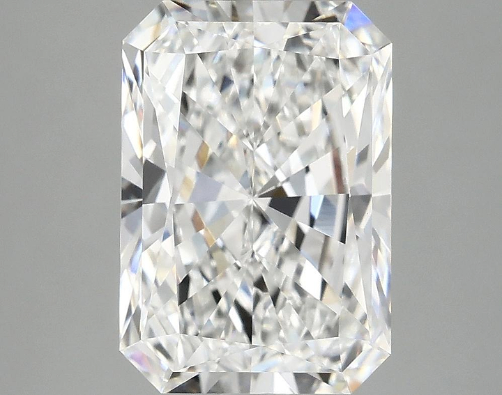3.92 Carat Radiant Shaped Ideal Cut VVS2 IGI Certified Lab Grown Diamond