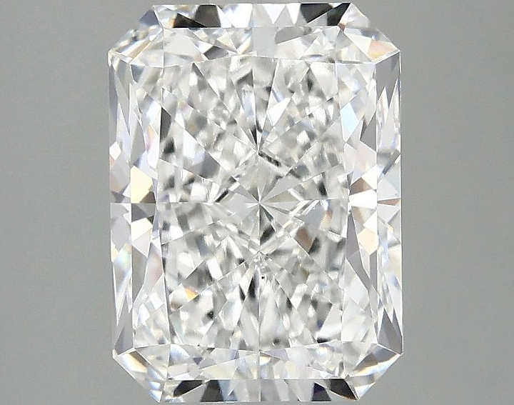 2.86 Carat Radiant Shaped Excellent Cut VS1 IGI Certified Lab Grown Diamond