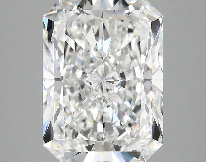 4.06 Carat Radiant Shaped Excellent Cut VVS2 IGI Certified Lab Grown Diamond