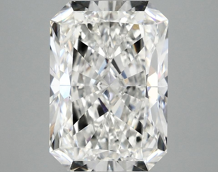 3.91 Carat Radiant Shaped Ideal Cut VS1 IGI Certified Lab Grown Diamond