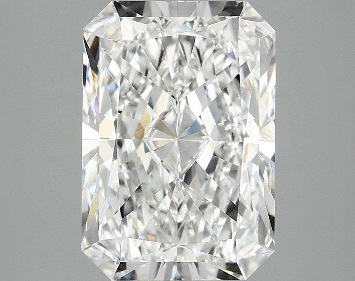 3.01 Carat Radiant Shaped Ideal Cut VVS2 IGI Certified Lab Grown Diamond