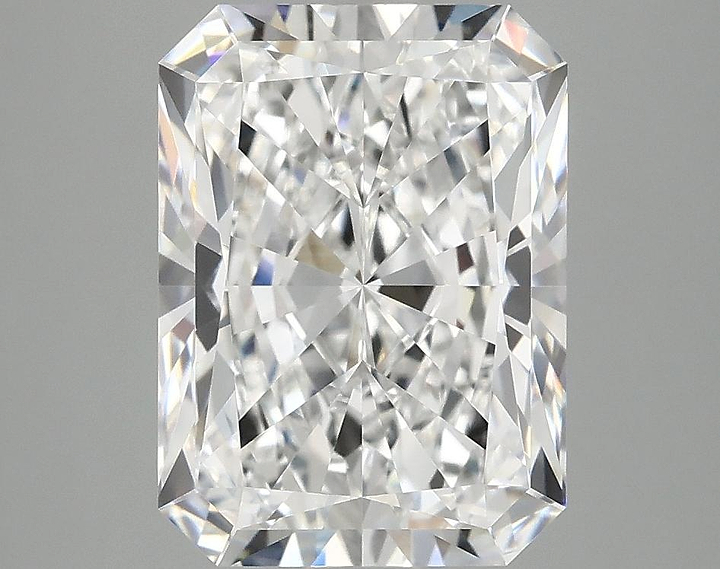3.93 Carat Radiant Shaped Excellent Cut VVS2 IGI Certified Lab Grown Diamond