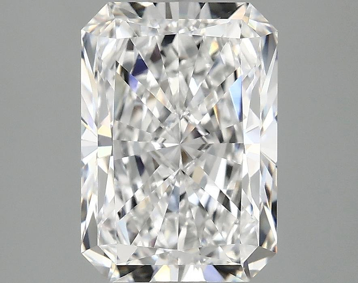 3.07 Carat Radiant Shaped Ideal Cut VVS2 IGI Certified Lab Grown Diamond