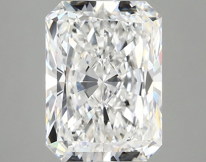 3.08 Carat Radiant Shaped Excellent Cut VS1 IGI Certified Lab Grown Diamond