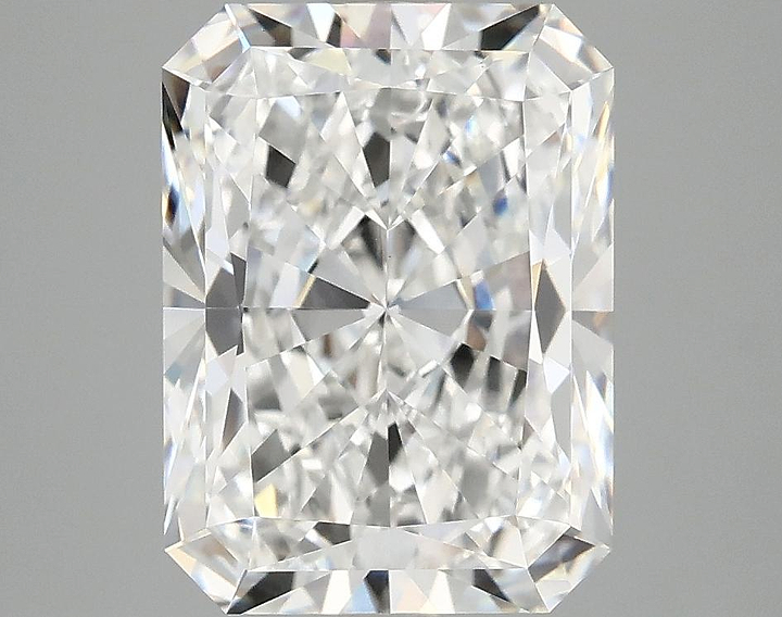 4.09 Carat Radiant Shaped Excellent Cut VVS2 IGI Certified Lab Grown Diamond
