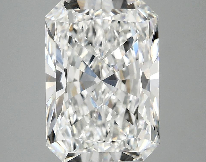 4.08 Carat Radiant Shaped Ideal Cut VS1 IGI Certified Lab Grown Diamond