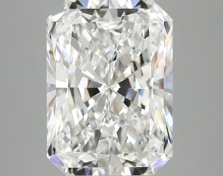 4.05 Carat Radiant Shaped Excellent Cut VVS2 IGI Certified Lab Grown Diamond