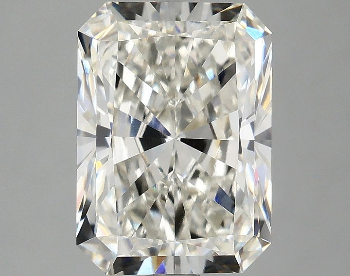 3.02 Carat Radiant Shaped Ideal Cut VVS2 IGI Certified Lab Grown Diamond