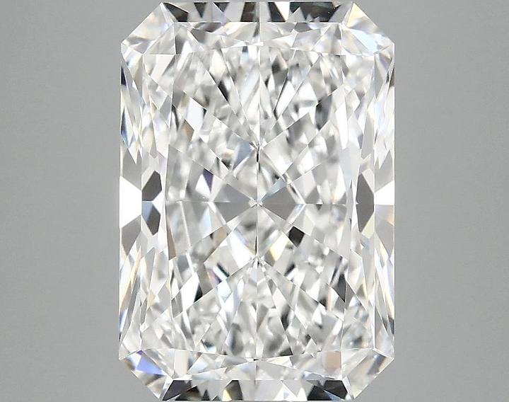 4.01 Carat Radiant Shaped Ideal Cut VVS2 IGI Certified Lab Grown Diamond