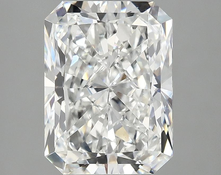 3.02 Carat Radiant Shaped Excellent Cut VS1 IGI Certified Lab Grown Diamond