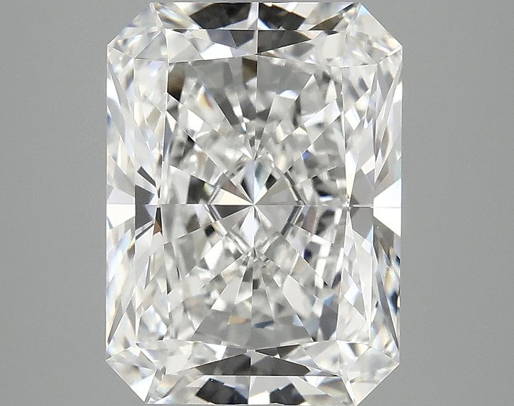 3.97 Carat Radiant Shaped Excellent Cut VVS2 IGI Certified Lab Grown Diamond