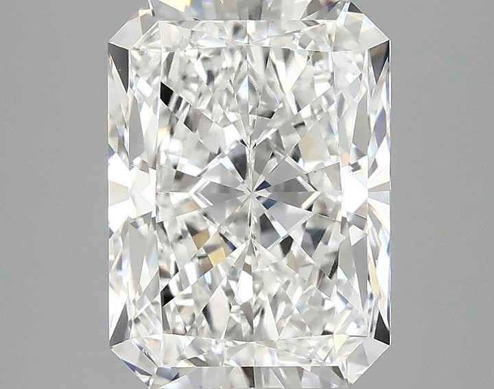 2.98 Carat Radiant Shaped Excellent Cut VS1 IGI Certified Lab Grown Diamond