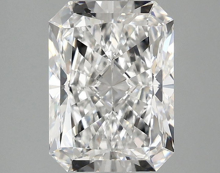 2.83 Carat Radiant Shaped Excellent Cut VS1 IGI Certified Lab Grown Diamond
