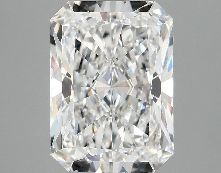 4.07 Carat Radiant Shaped Ideal Cut VVS2 IGI Certified Lab Grown Diamond