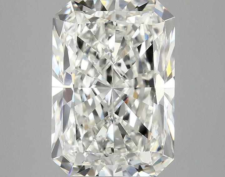 3.83 Carat Radiant Shaped Ideal Cut VVS2 IGI Certified Lab Grown Diamond