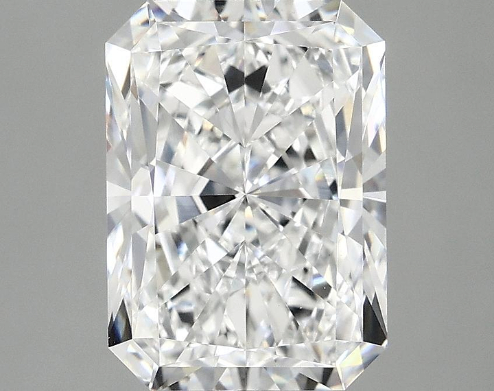 2.97 Carat Radiant Shaped Ideal Cut VVS2 IGI Certified Lab Grown Diamond