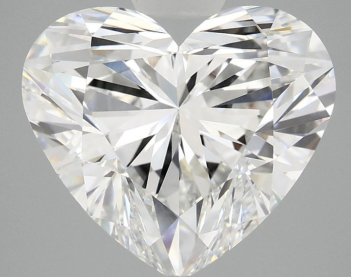 5.03 Carat Heart Shaped Ideal Cut VVS2 IGI Certified Lab Grown Diamond