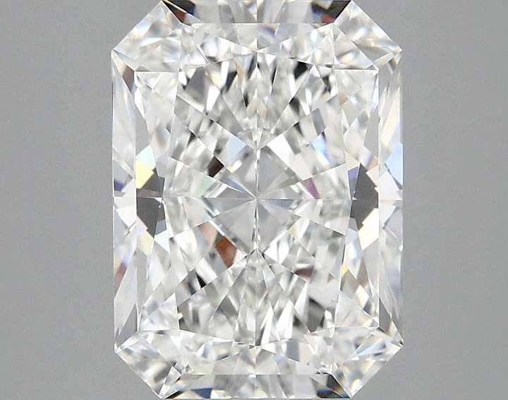 3.06 Carat Radiant Shaped Excellent Cut VVS2 IGI Certified Lab Grown Diamond