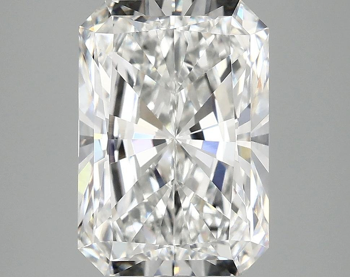 3.87 Carat Radiant Shaped Ideal Cut VVS2 IGI Certified Lab Grown Diamond