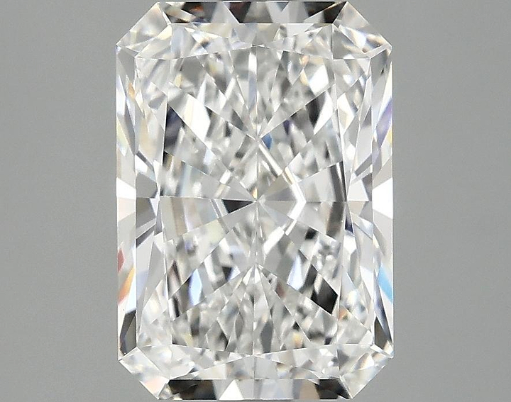 3.02 Carat Radiant Shaped Ideal Cut VVS2 IGI Certified Lab Grown Diamond