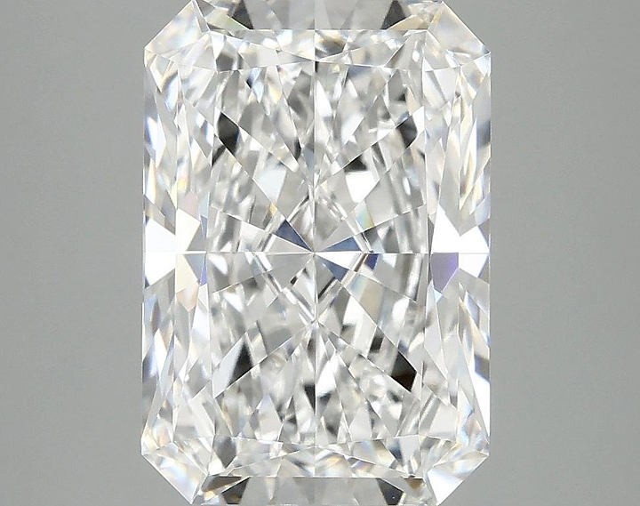 4.05 Carat Radiant Shaped Ideal Cut VVS2 IGI Certified Lab Grown Diamond