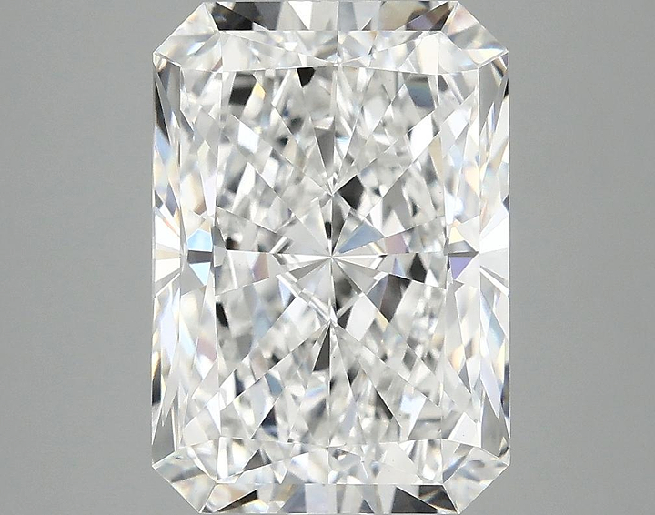 4.05 Carat Radiant Shaped Ideal Cut VVS2 IGI Certified Lab Grown Diamond