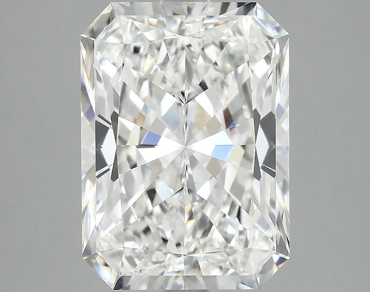 3.96 Carat Radiant Shaped Excellent Cut VVS2 IGI Certified Lab Grown Diamond