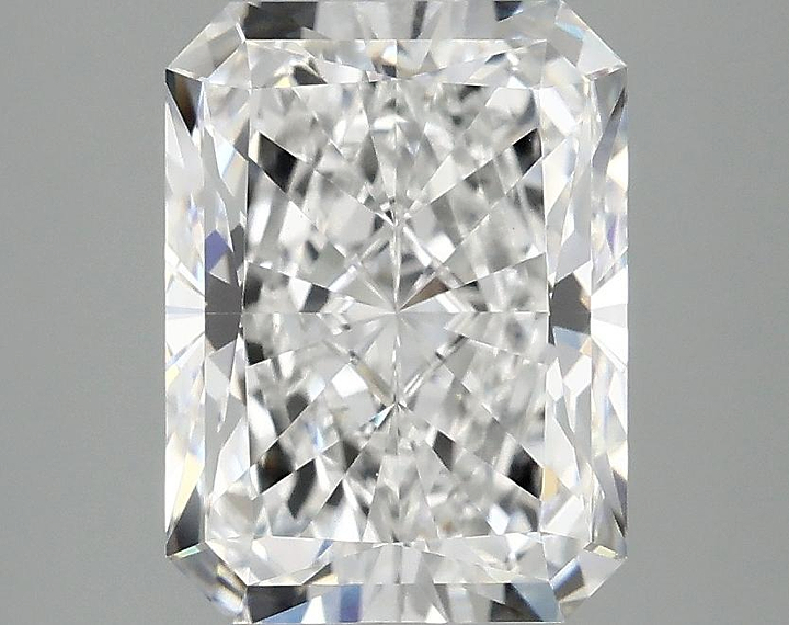 3.09 Carat Radiant Shaped Excellent Cut VVS2 IGI Certified Lab Grown Diamond