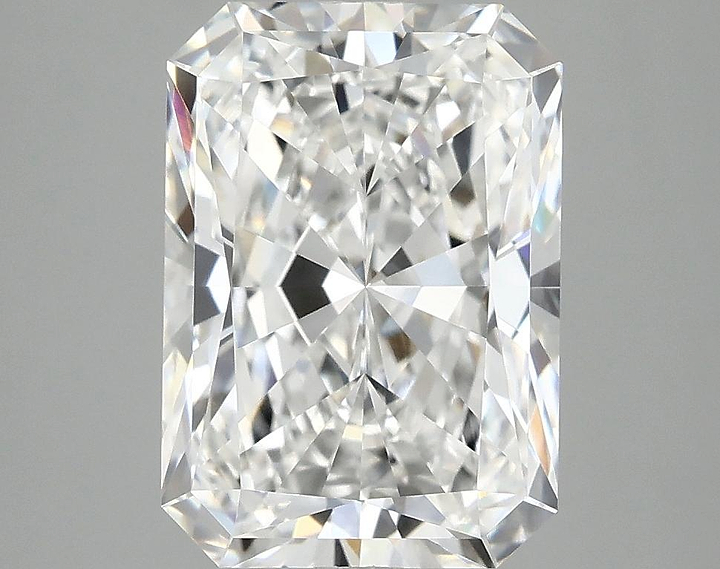 4.09 Carat Radiant Shaped Ideal Cut VVS2 IGI Certified Lab Grown Diamond
