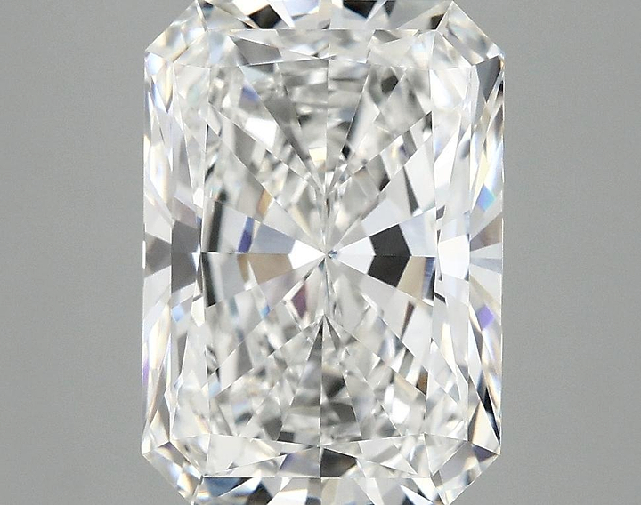 4.09 Carat Radiant Shaped Ideal Cut VVS2 IGI Certified Lab Grown Diamond
