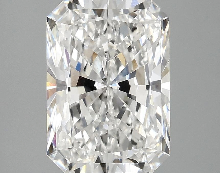 3.07 Carat Radiant Shaped Ideal Cut VS1 IGI Certified Lab Grown Diamond