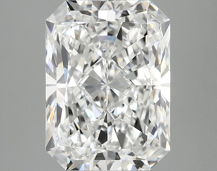 2.97 Carat Radiant Shaped Excellent Cut VVS2 IGI Certified Lab Grown Diamond