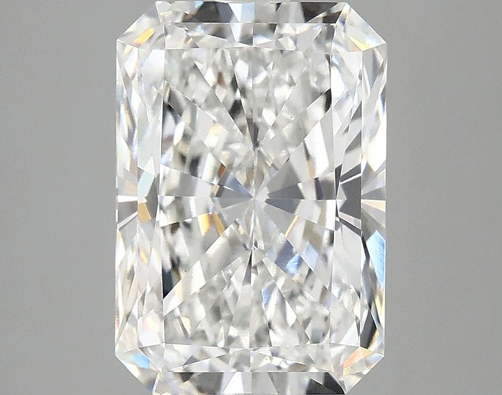 3.09 Carat Radiant Shaped Ideal Cut VS1 IGI Certified Lab Grown Diamond