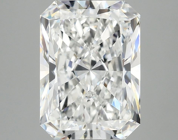 4.09 Carat Radiant Shaped Ideal Cut VVS2 IGI Certified Lab Grown Diamond