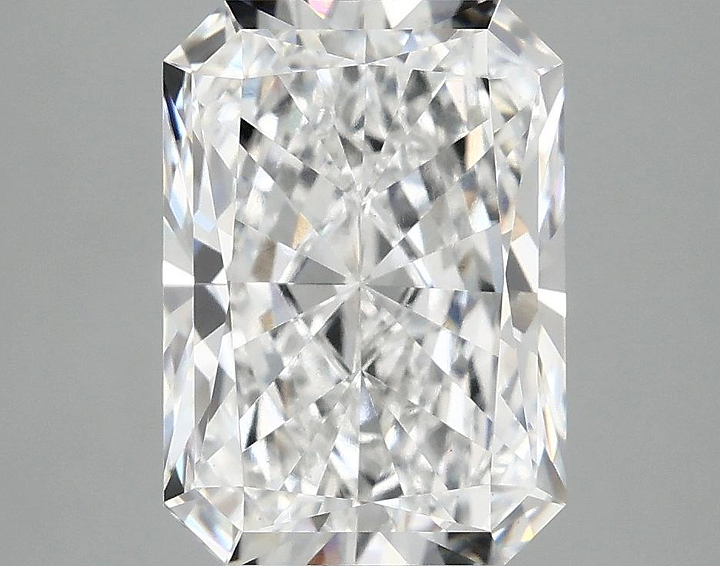 3.88 Carat Radiant Shaped Ideal Cut VS1 IGI Certified Lab Grown Diamond
