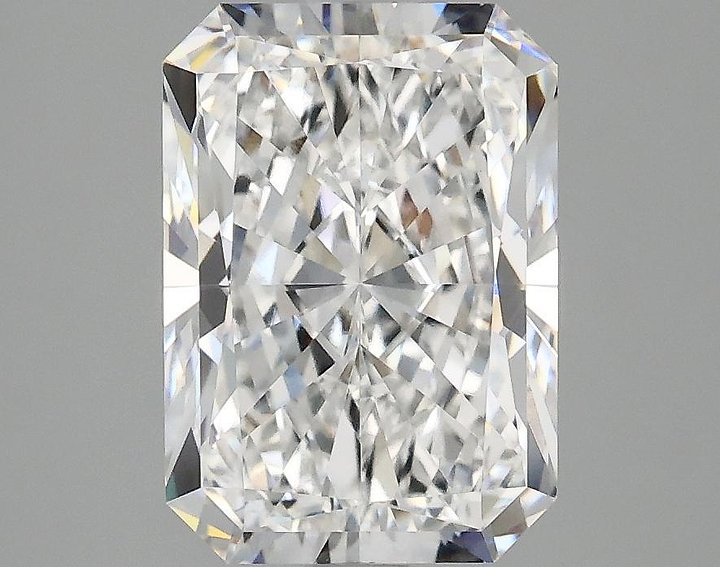 2.97 Carat Radiant Shaped Ideal Cut VVS2 IGI Certified Lab Grown Diamond