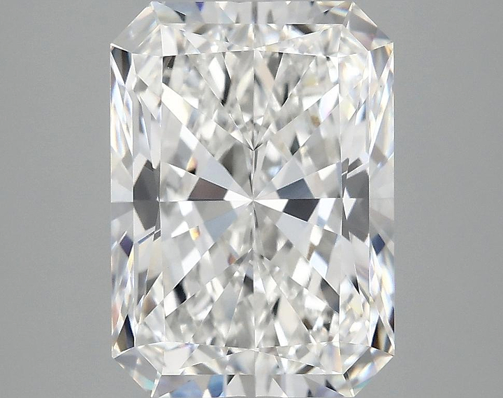 4.08 Carat Radiant Shaped Ideal Cut VVS2 IGI Certified Lab Grown Diamond