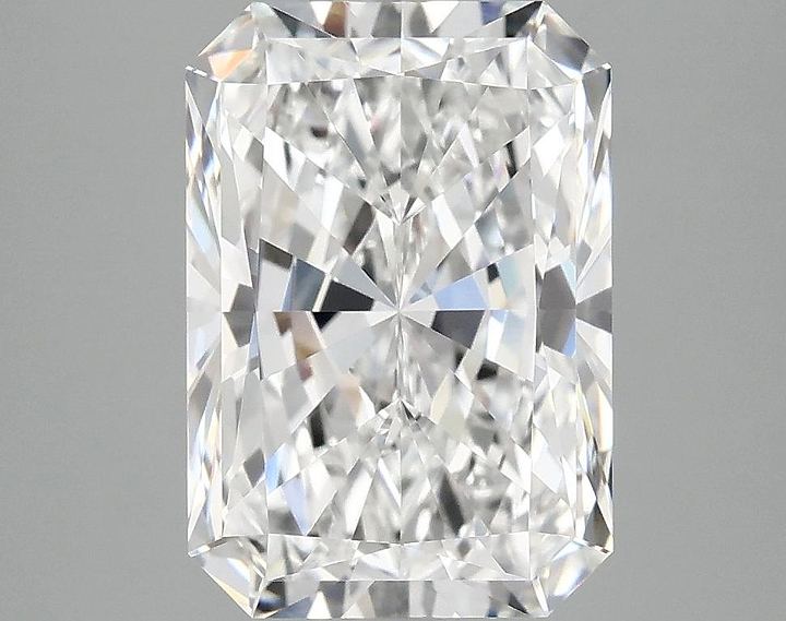 4.03 Carat Radiant Shaped Ideal Cut VVS2 IGI Certified Lab Grown Diamond