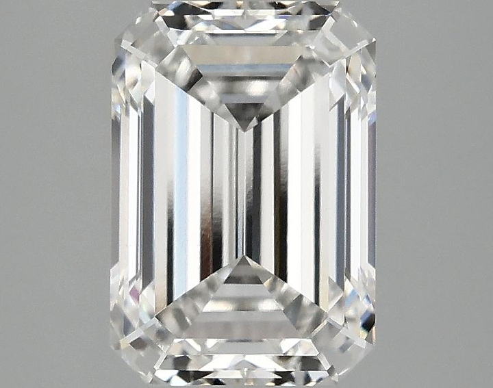 3.09 Carat Emerald Shaped Ideal Cut VS1 IGI Certified Lab Grown Diamond