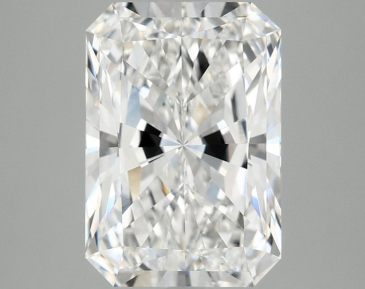 3.86 Carat Radiant Shaped Ideal Cut VVS2 IGI Certified Lab Grown Diamond
