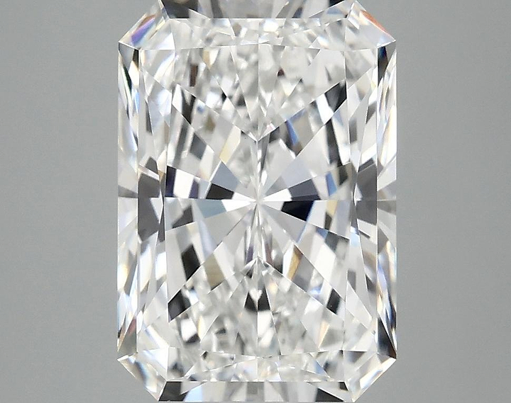 4.02 Carat Radiant Shaped Ideal Cut VVS2 IGI Certified Lab Grown Diamond